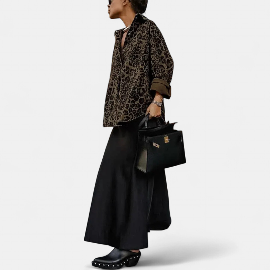 Stella™ – Vintage Leopard Print Blouse