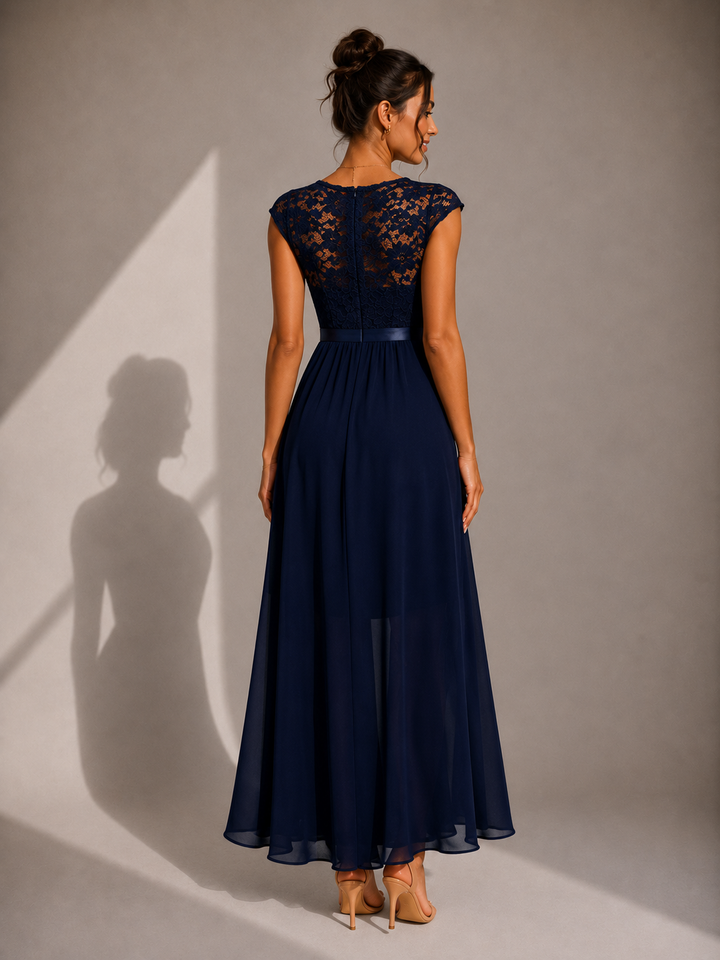 Ariana™ | Graceful Lace Cocktail Maxi Dress