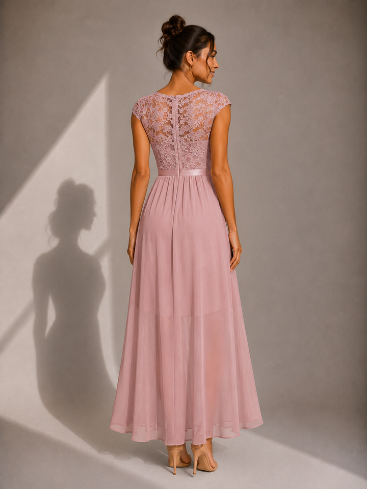 Ariana™ | Graceful Lace Cocktail Maxi Dress
